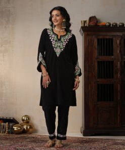 Velvet  Solid Women's 2 PC Short Kurta Set - Black